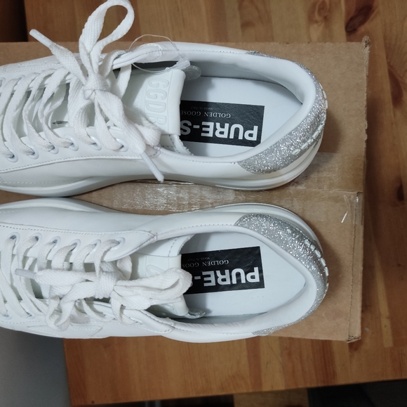 Golden Goose - Picture 4 of 8